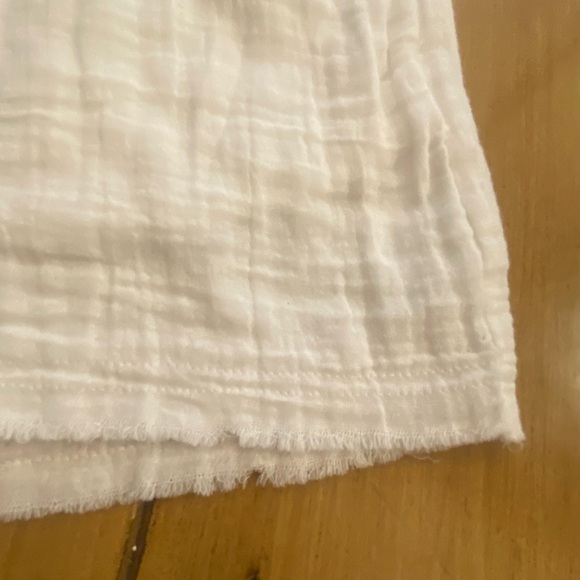 Elan Women’s White Cotton Raw Hem Pocket Shorts New Small - Picture 4 of 12